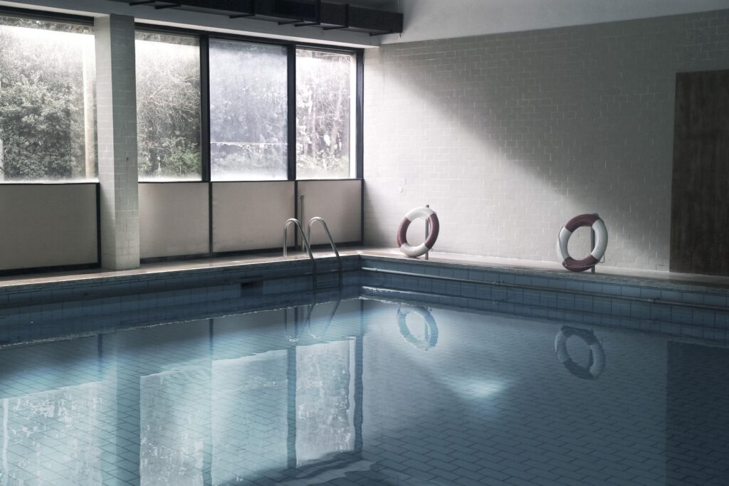 Rehabilitation pool for aquatic physical therapy in Flint, MI.